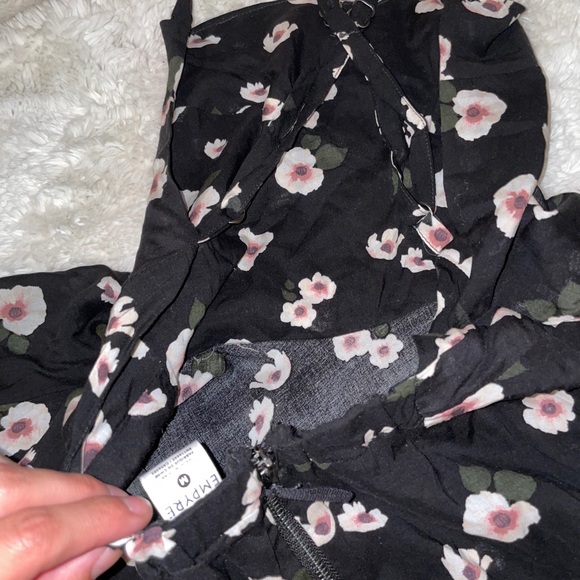 EMPYRE dress (open back)💜💜 - Picture 4 of 5